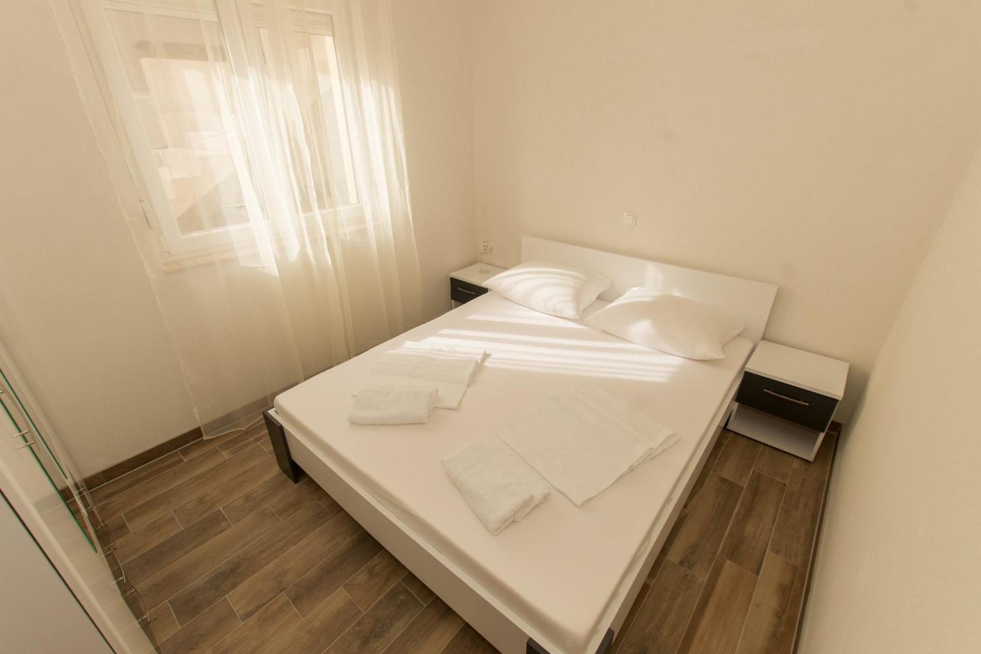 Apartments Matanovi Dvori Makarska Kültér fotó