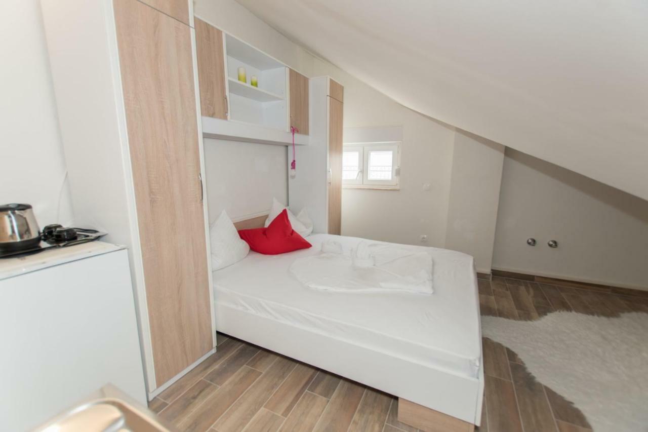 Apartments Matanovi Dvori Makarska Kültér fotó