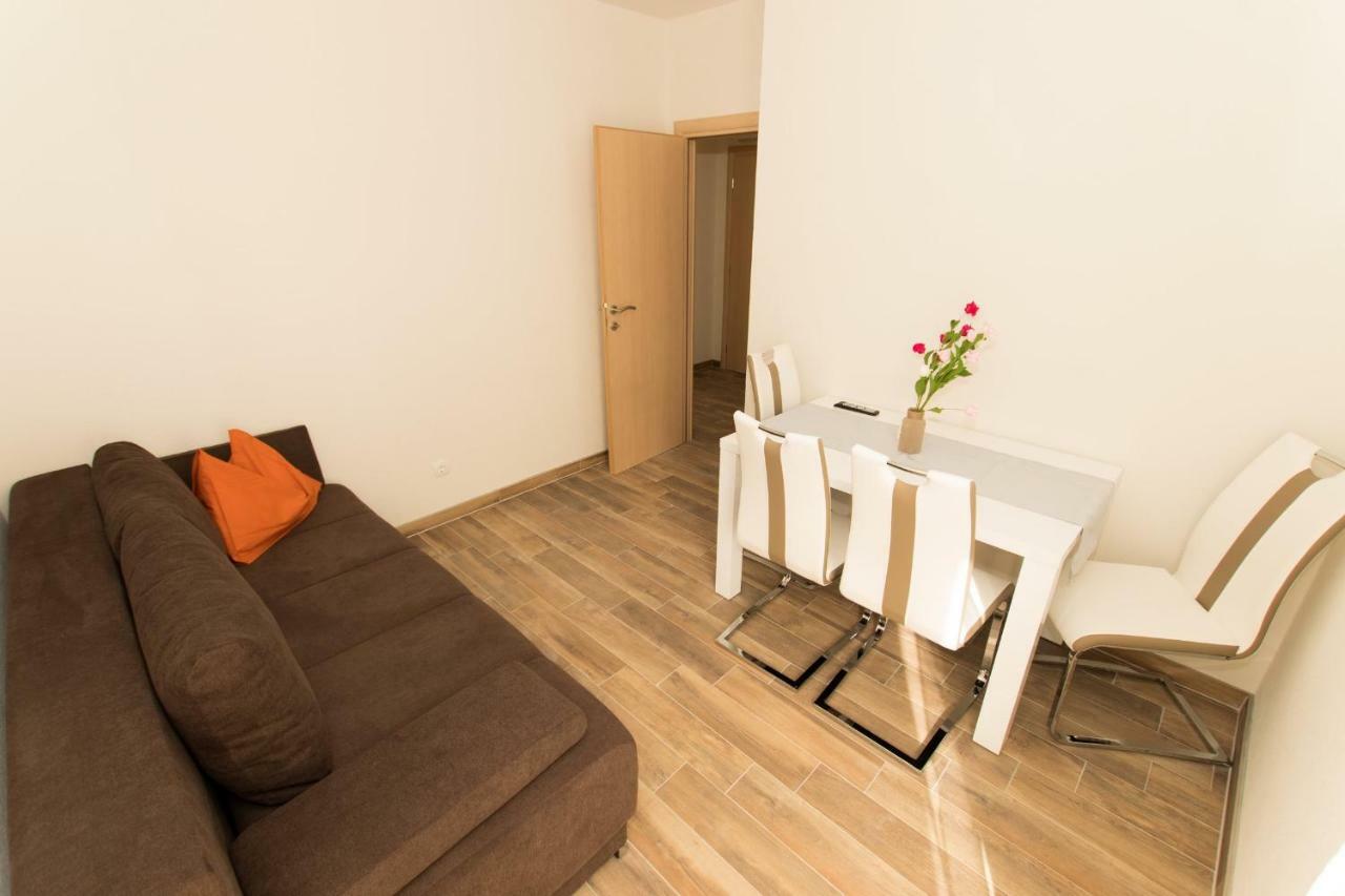 Apartments Matanovi Dvori Makarska Kültér fotó